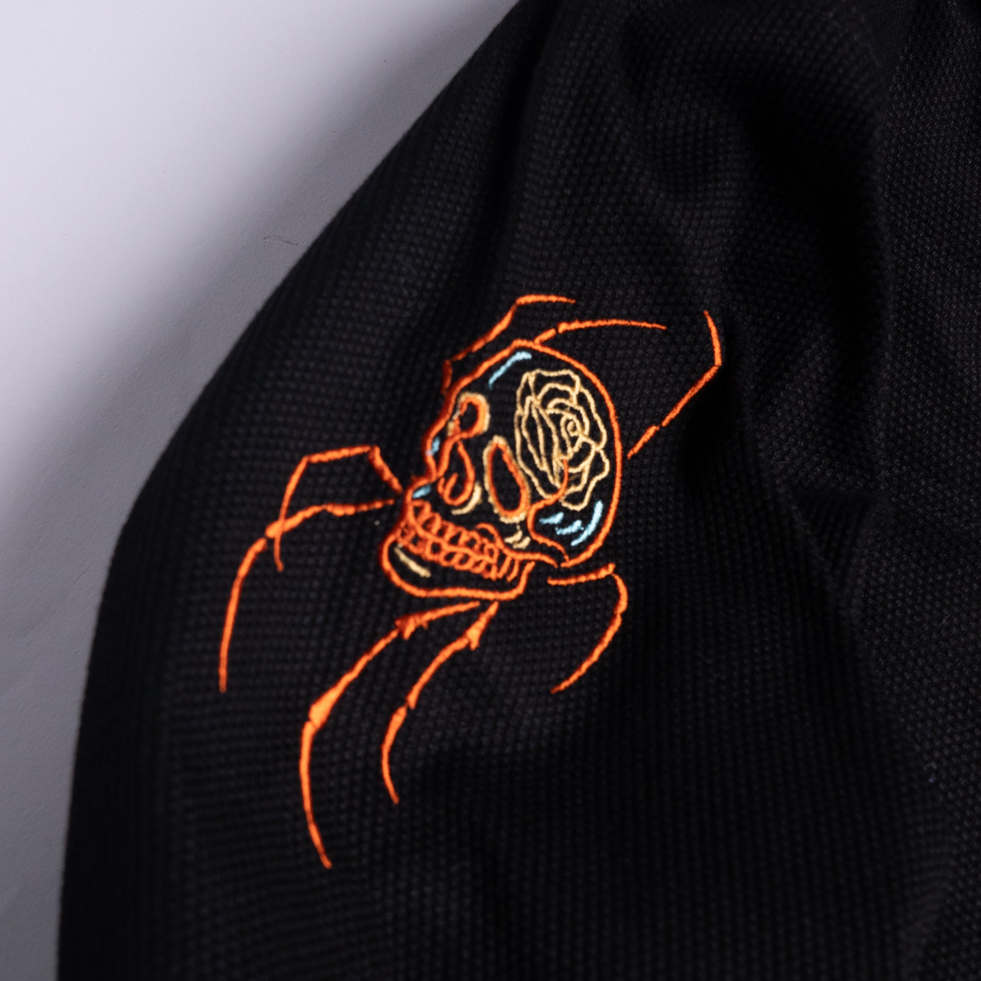 Legacy Never Dies – Amor Eterno Gi (Limited Edition)