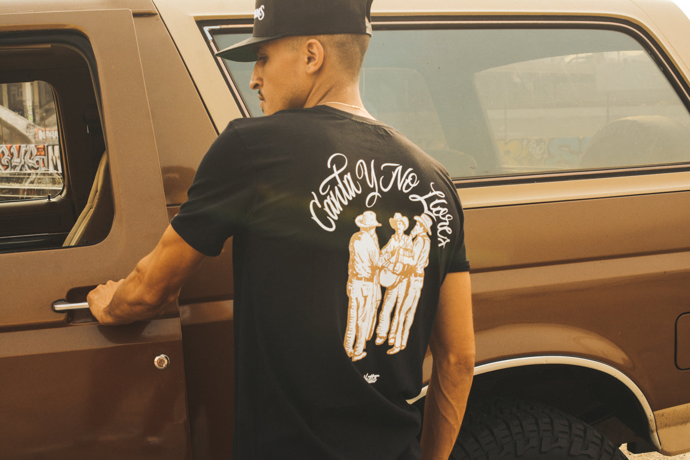 "Canta y No Llores" Tee